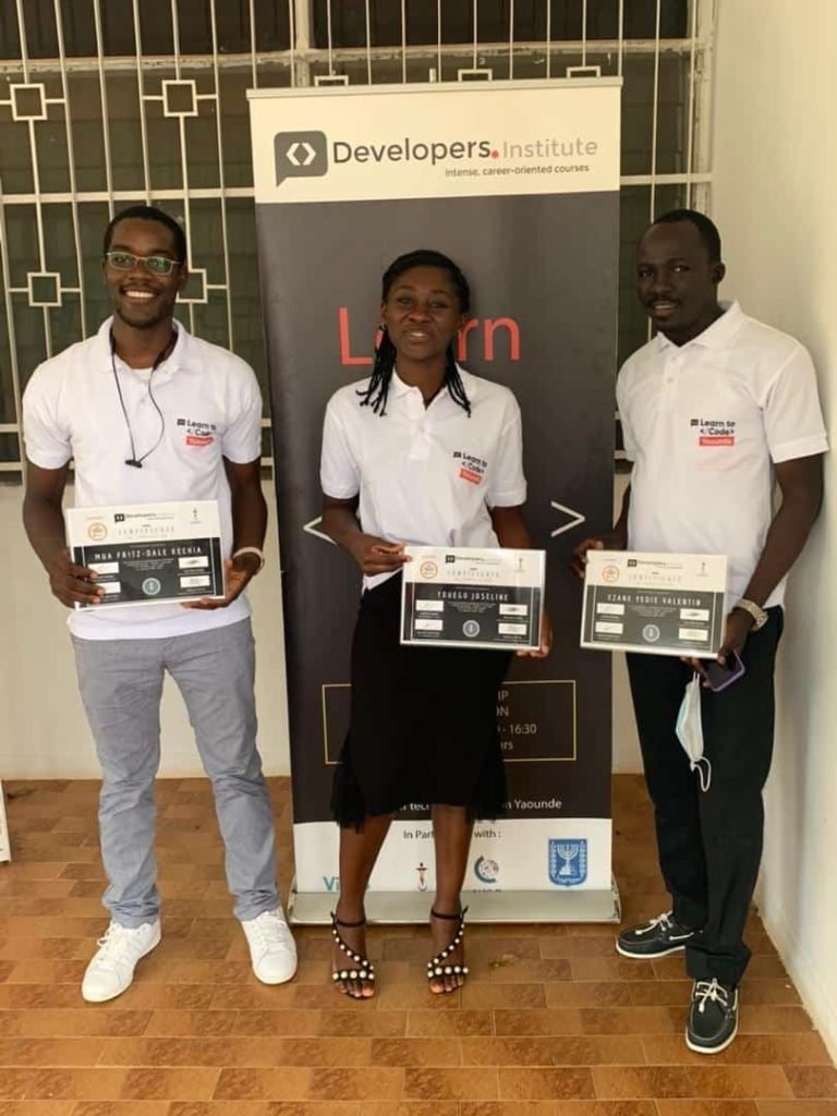 Les premiers diplômés de Learn to Code Yaoundé — Developers.Institute Cameroun